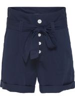 Shorts-con-cinturon-anudable-y-bajo-con-vuelta