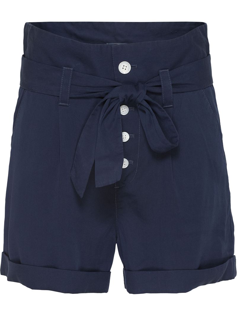 Shorts-con-cinturon-anudable-y-bajo-con-vuelta