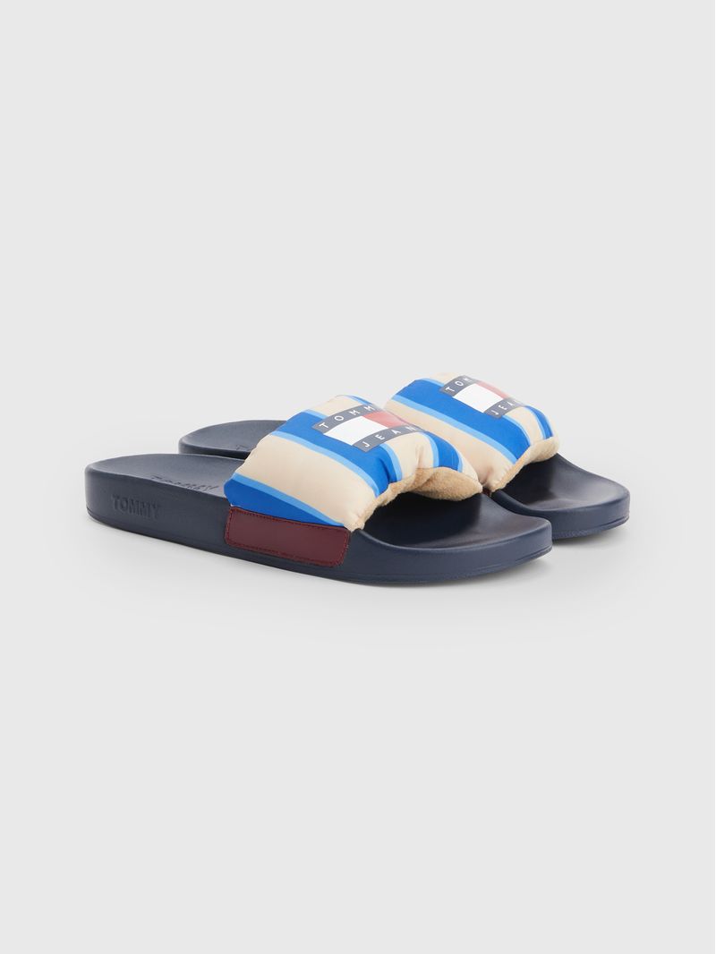 Chanclas-acolchadas-de-rayas