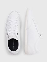 Zapatillas-deportivas-Classics-distintivas