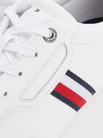 Zapatillas-deportivas-Classics-distintivas