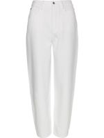 JEANS-ALTOS-CON-CORTE-GLOBO-EN-BLANCO-ROTO