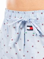 CONJUNTO-DE-PIJAMA-PARA-HOMBRE