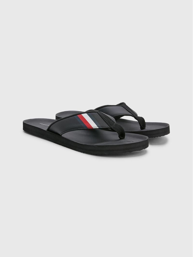 CHANCLAS-ACOLCHADAS-CON-CINTA-DISTINTIVA