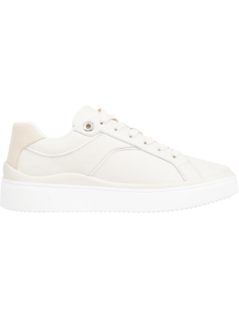 Zapatillas estilo tennis de cuero en blanco- Mujeres- Batistella.com.ar