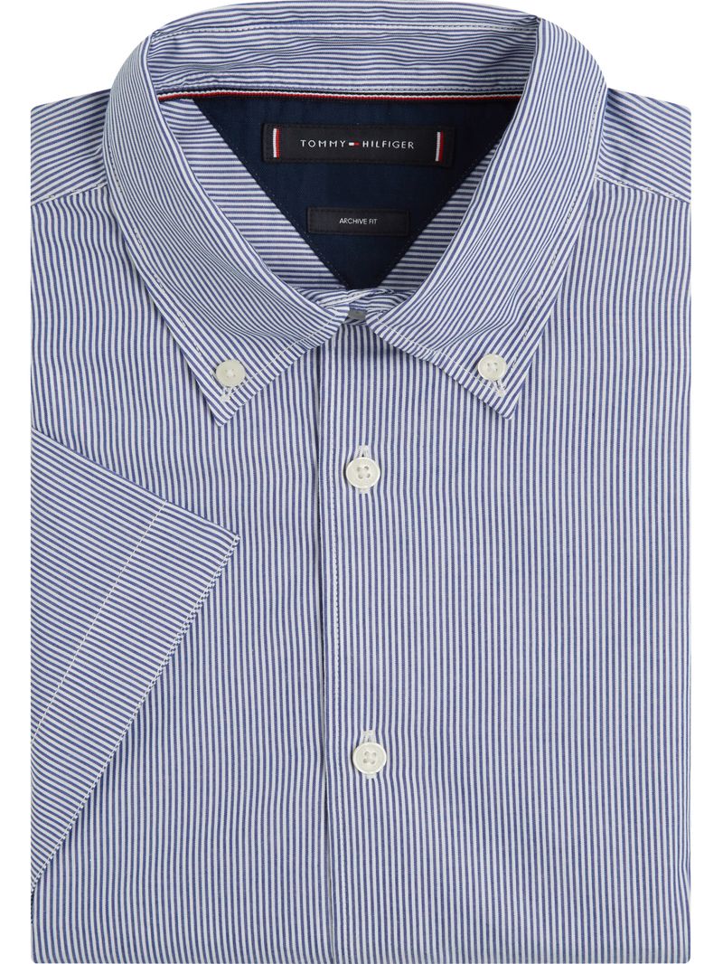CAMISA-OVERSIZE-DE-MANGA-CORTA-CON-LOGOS