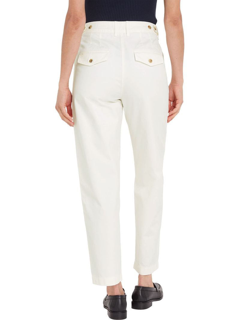 PANTALON-CHINO-CONICO-DE-CORTE-BOYFRIEND