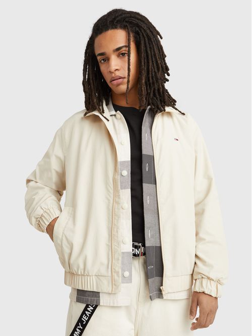 CHAQUETA CON PARCHE CON LOGO ESSENTIAL