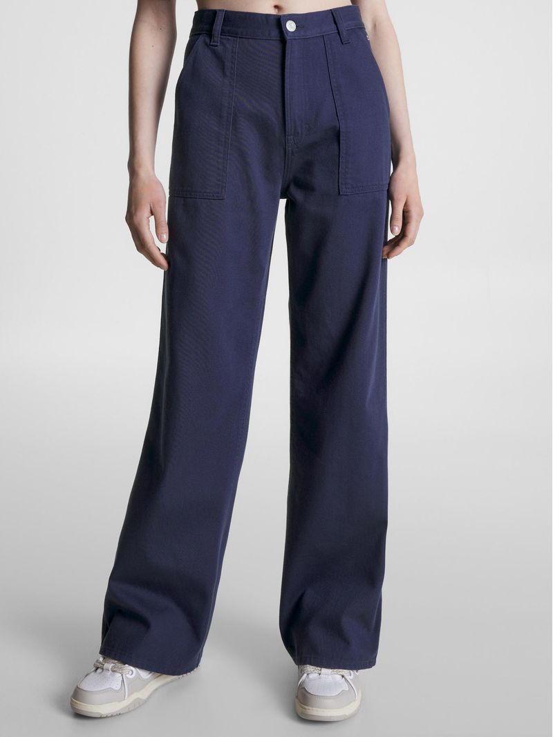 PANTALON-DE-PIERNA-ANCHA