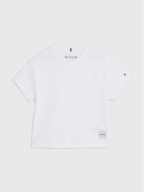 T-SHIRT CON LOGO DE PARCHE