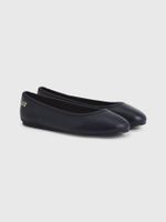 BAILARINAS-ESSENTIAL-CHIC-CUERO