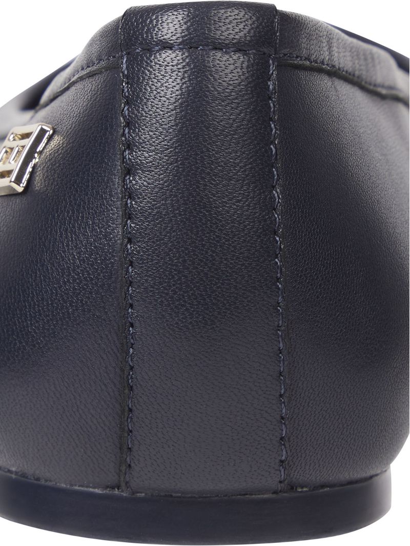 BAILARINAS-ESSENTIAL-CHIC-CUERO