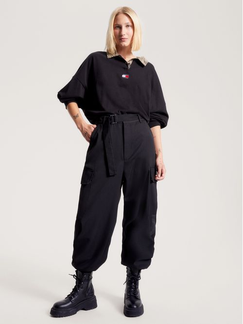 Playera de rugby con cuello de leopardo