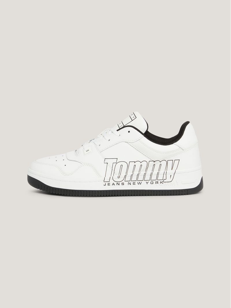 Zapato-tenis-de-cuero-con-logo-a-contraste