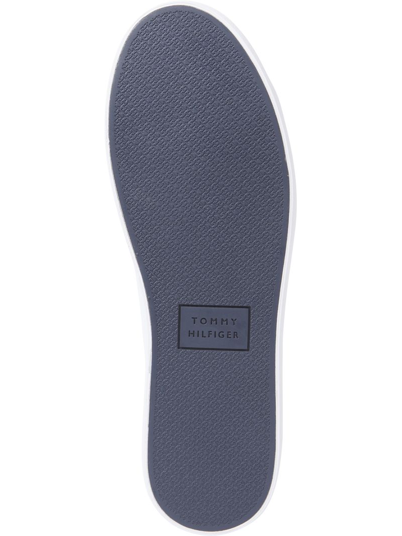 Zapato-tenis-essential-con-logo-y-talon-a-contraste