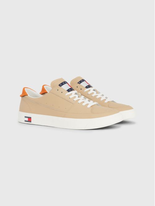 Zapato tenis vulcanized de cuero con cordones