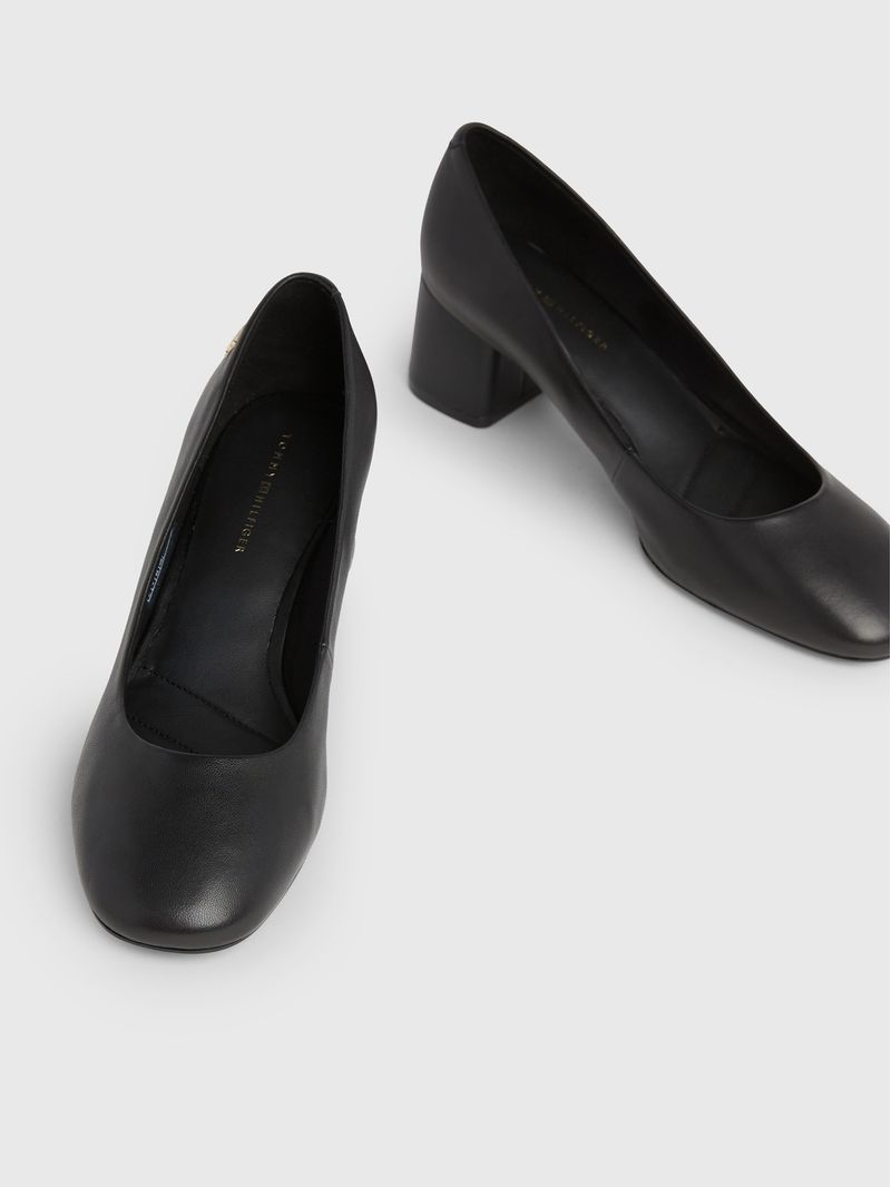 Zapatos-essential-con-tacon-ancho