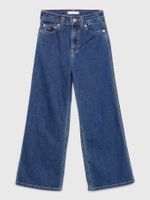 Jeans-con-pierna-ancha