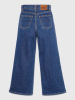 Jeans-con-pierna-ancha
