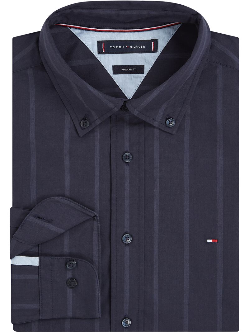 Camisa-con-diseño-de-rayas