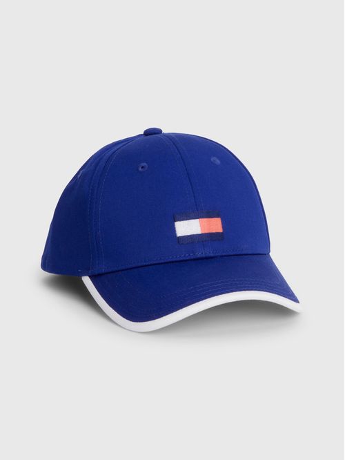 gorra de béisbol con logo