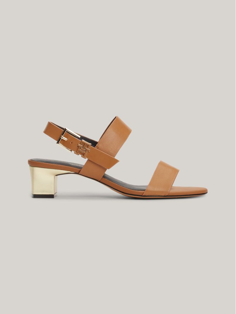Sandalias-de-cuero-con-tacon-ancho-y-monograma