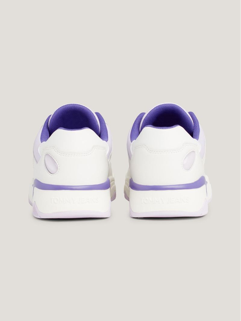 Zapato-tenis-con-suela-con-camara-de-aire
