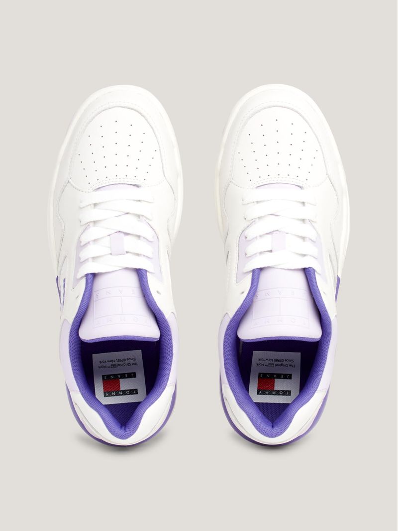 Zapato-tenis-con-suela-con-camara-de-aire