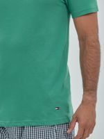 Paquete-de-3-playeras-de-cuello-redondo-con-logo