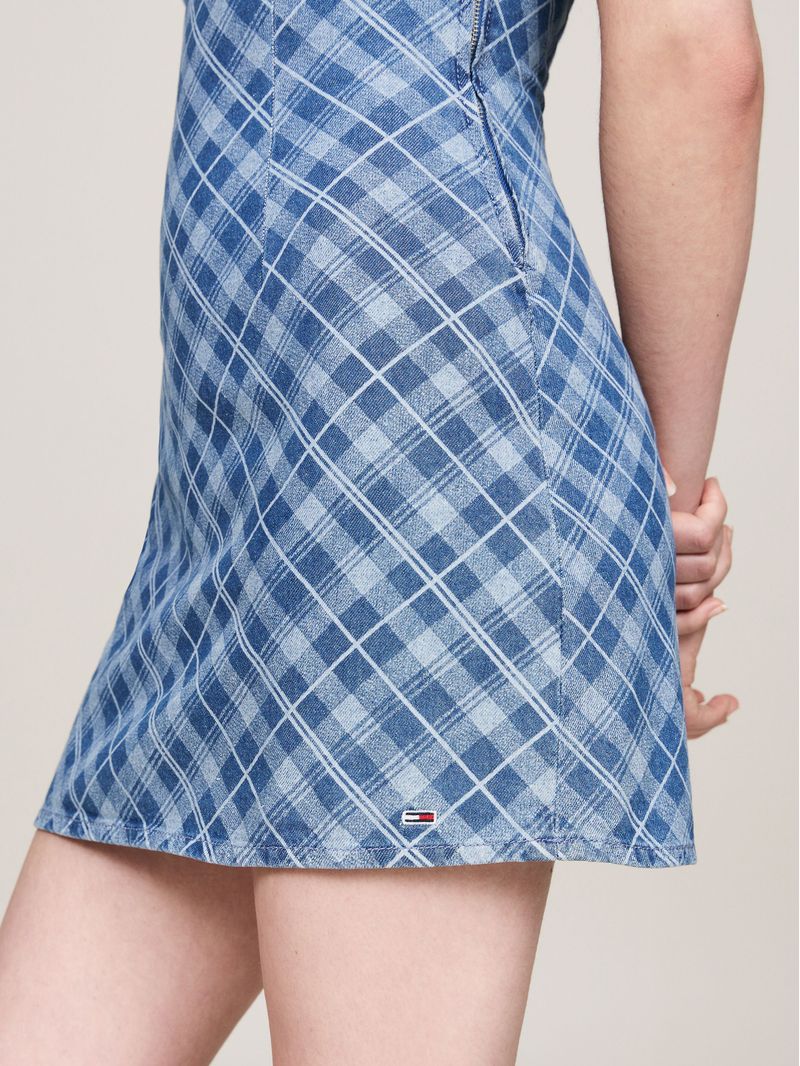 Vestido-lencero-corto-de-cuadros-escoceses