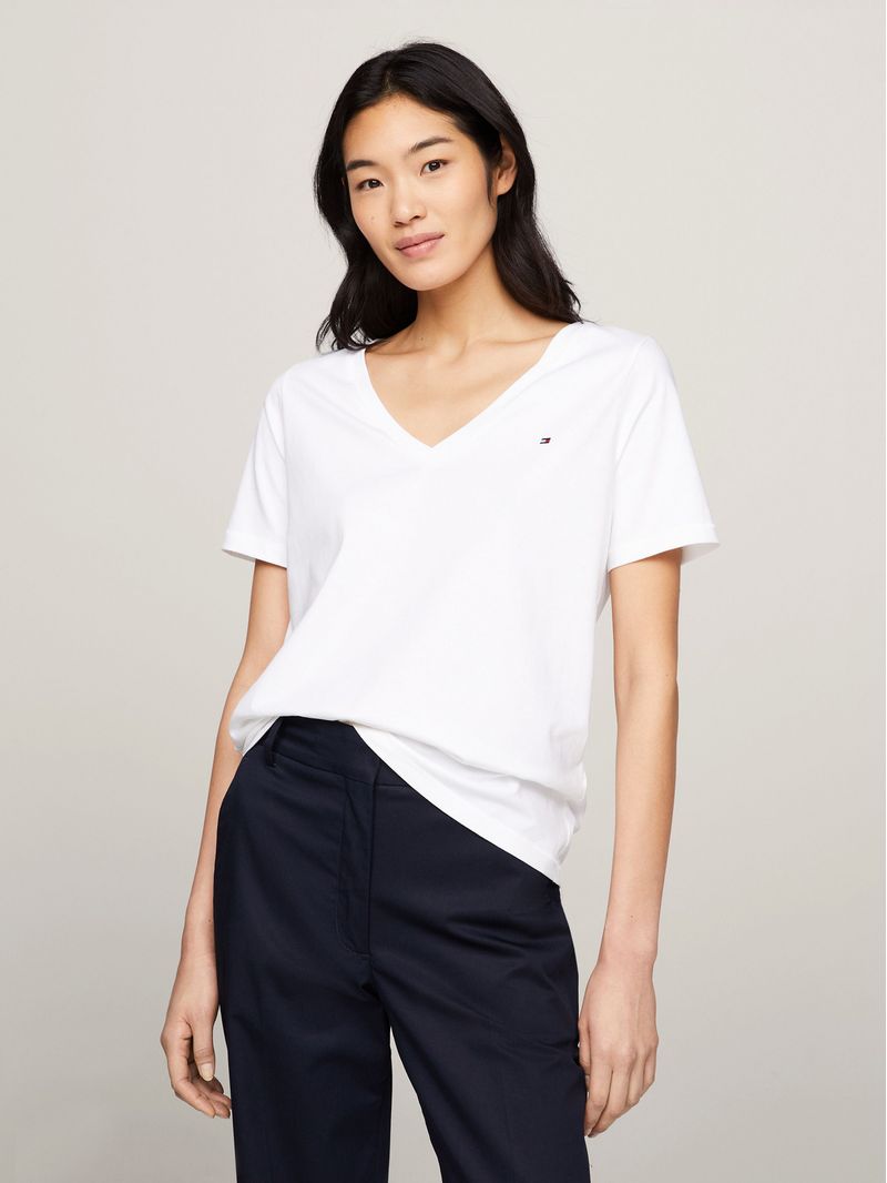 Playera-con-cuello-en-v-Modern