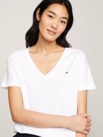 Playera-con-cuello-en-v-Modern