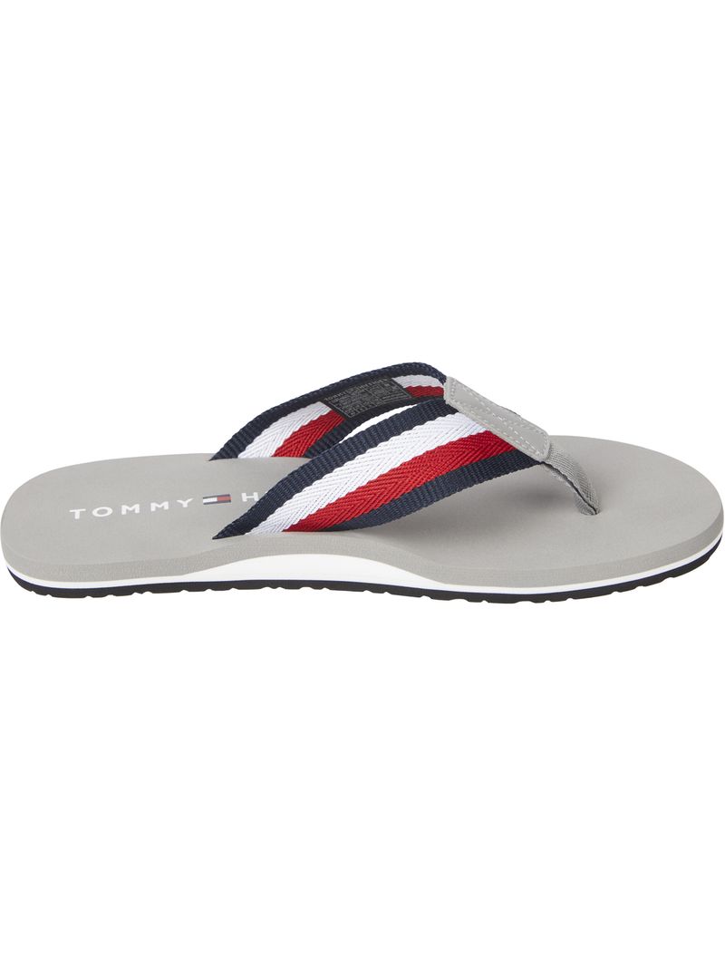 Chancletas-con-cinta-distintiva