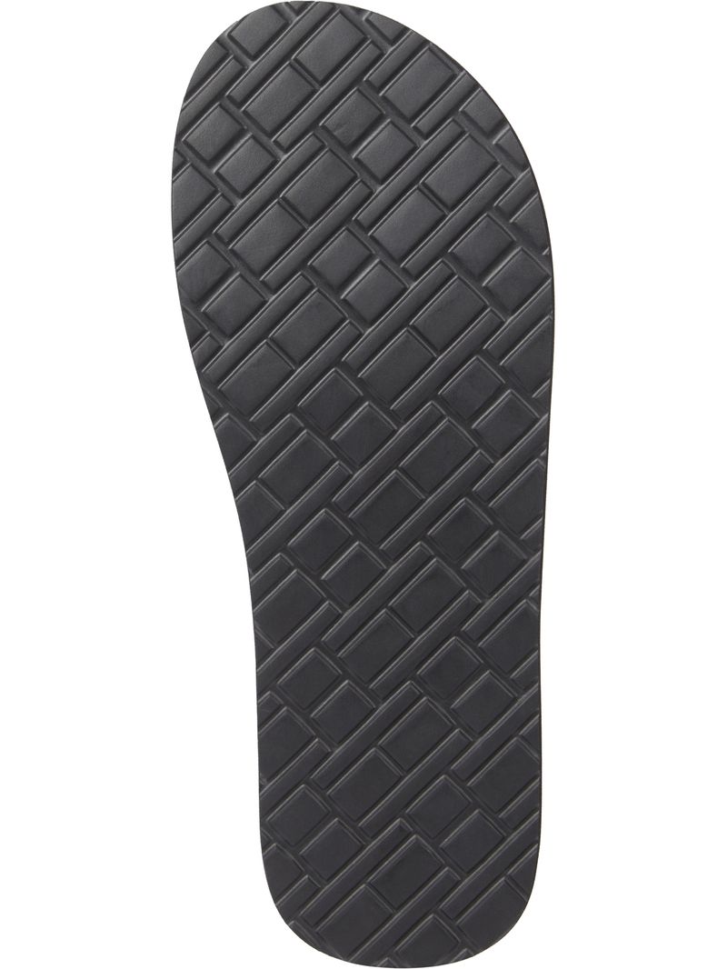 Chancletas-con-cinta-distintiva