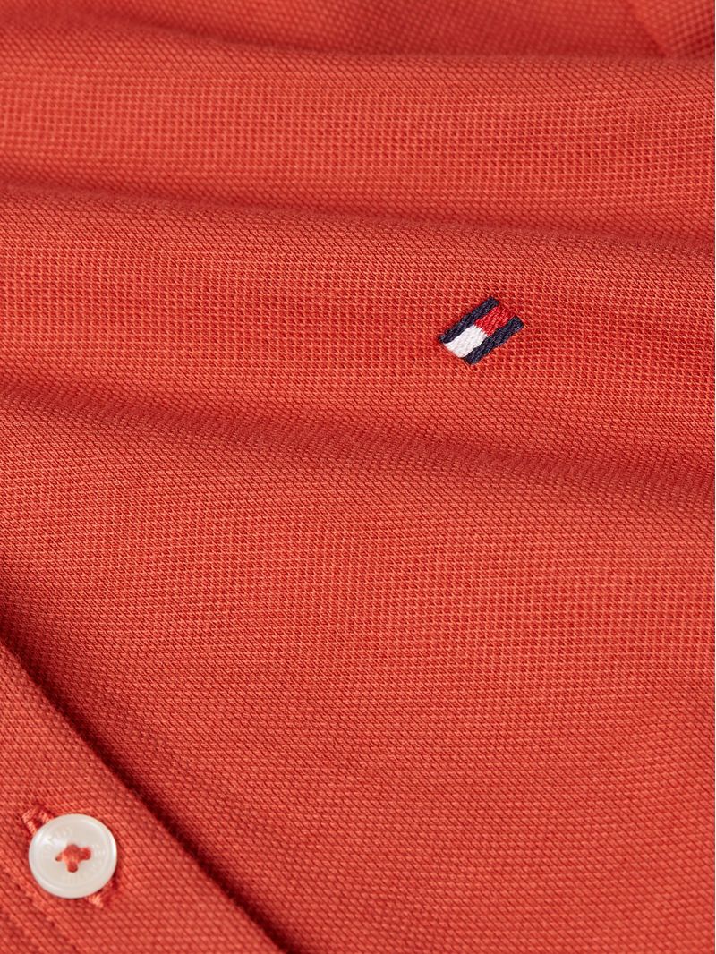 Vestido-tipo-polo-de-corte-slim