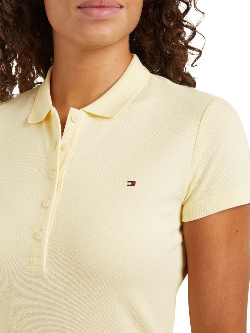 Vestido-tipo-polo-de-corte-slim