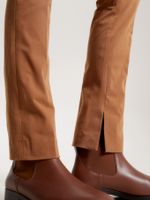 Pantalon-slim-de-gabardina