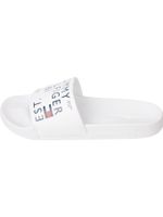Chancletas-con-logos-y-tiras-en-tejido-trenzado