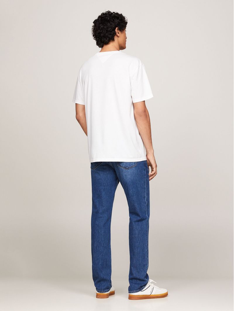 Playera-de-cuello-redondo-con-logo