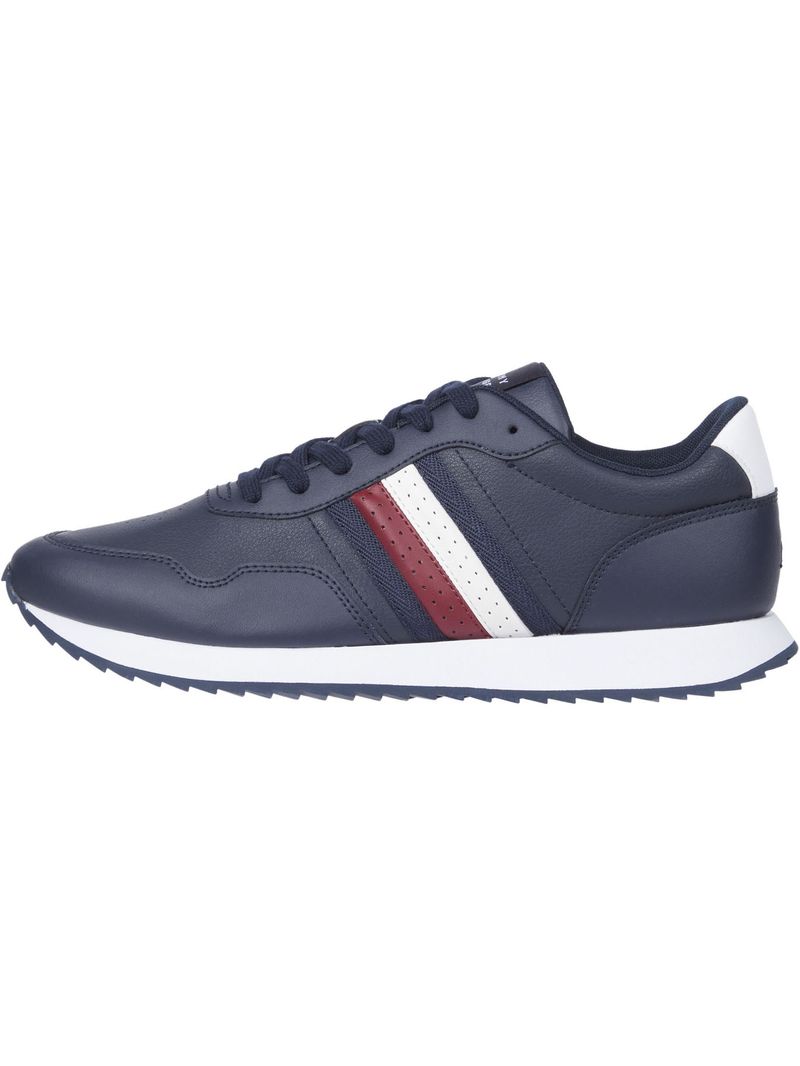 Zapato-tenis-de-estilo-running-con-suela-dentada