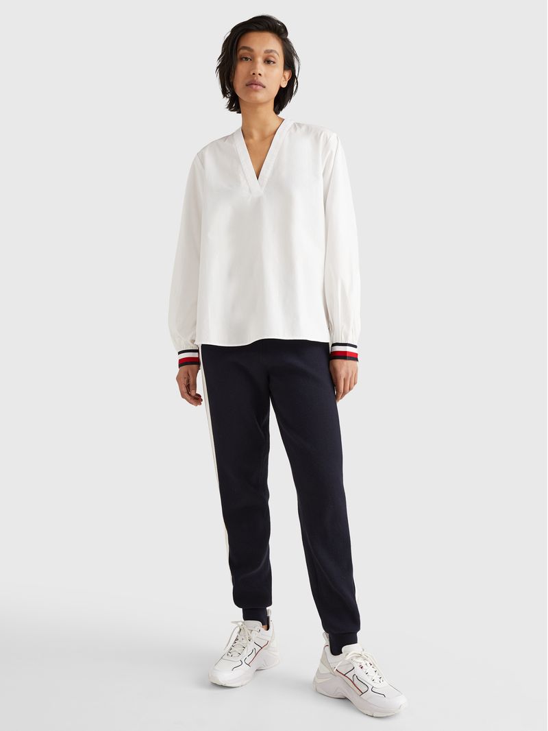 Blusa-manga-larga-con-logo