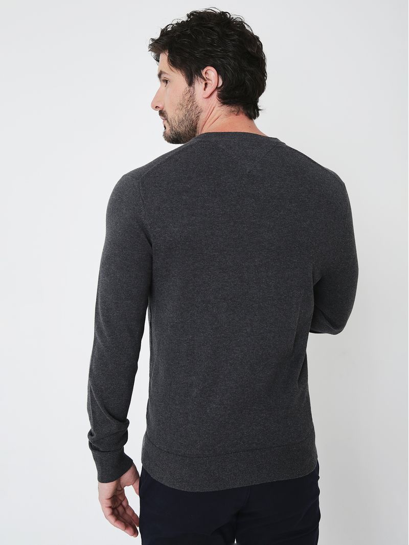 Sueter-essential-de-cuello-v