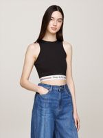 Bralette-cropped-con-efecto-cut-out-trasero