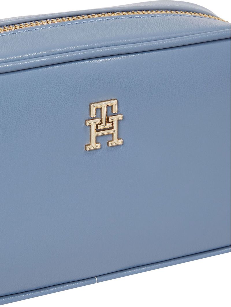 Cartera-bandolera-con-monograma-TH