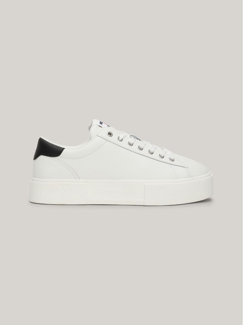 Zapato-tenis-de-plataforma-con-logo