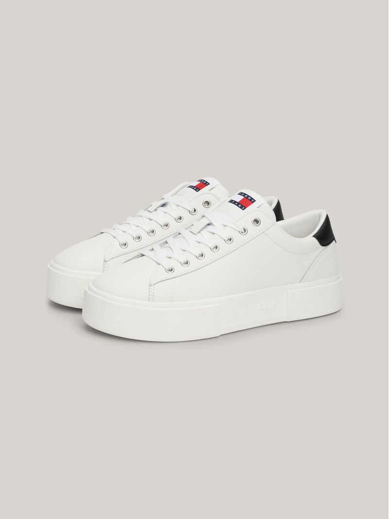 Zapato-tenis-de-plataforma-con-logo