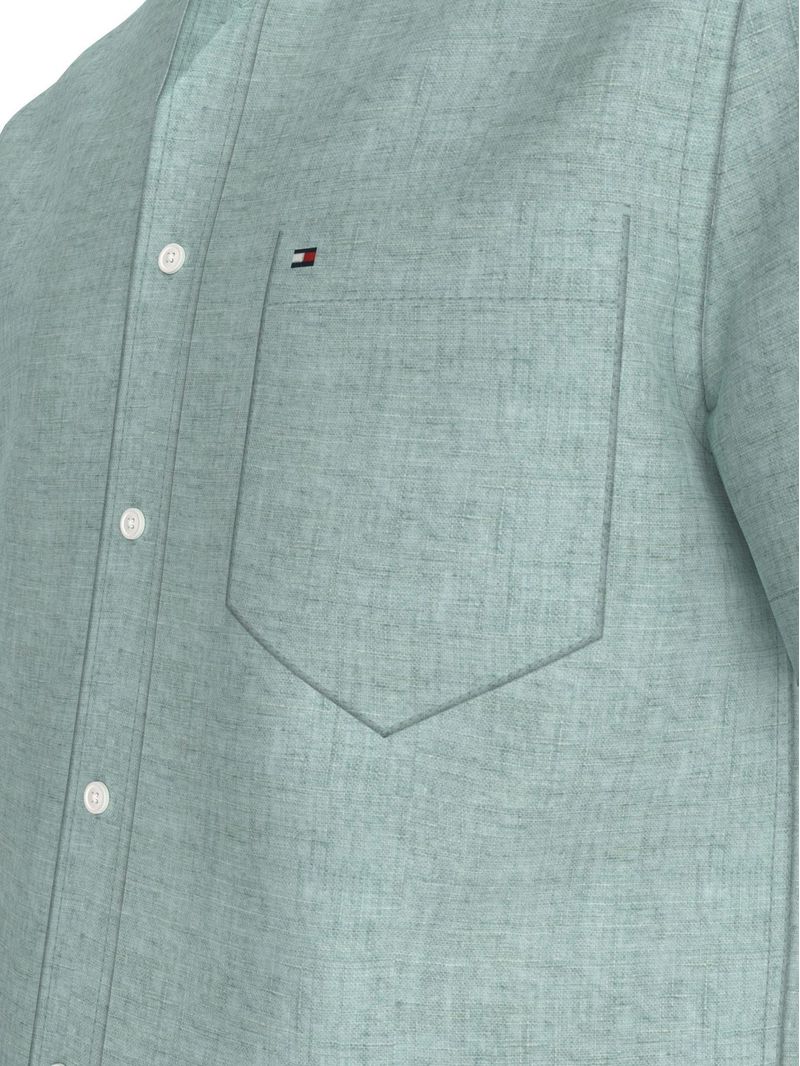 Camisa-solida-de-corte-regular-con-logo