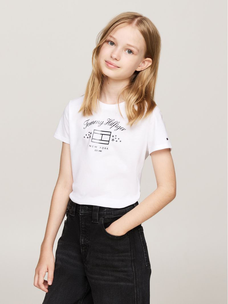Playera-con-logo-grafico