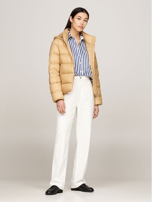 Chumpa de plumón que repele el agua