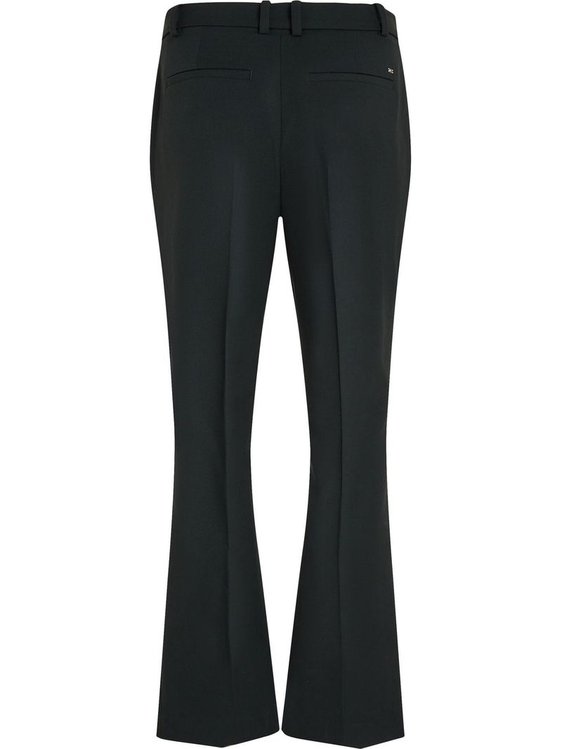 Pantalon-acampanado-con-logo-esmaltado